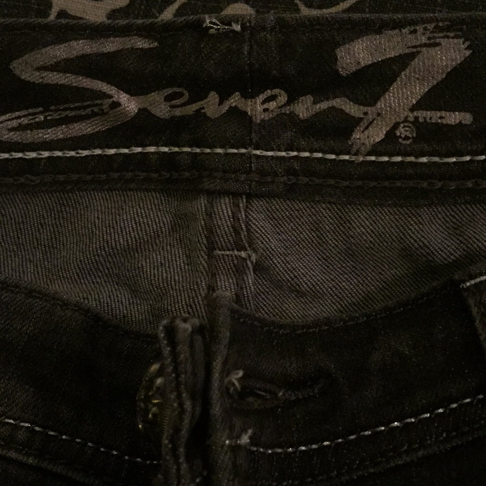 Jeans - Picture 2 of 4